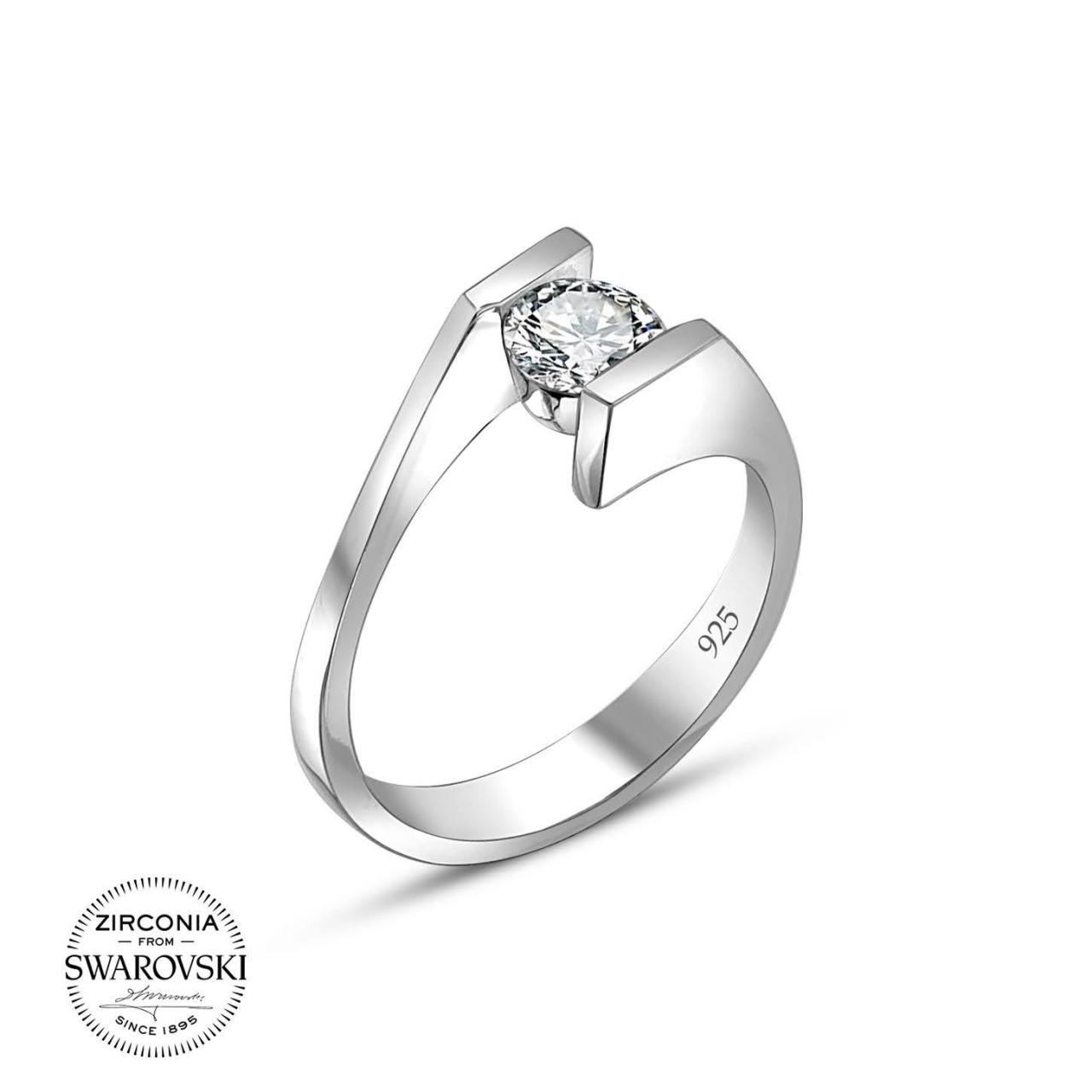 Swarovski Tek Taşlı İkiz Tırnaklı Gümüş Yüzük