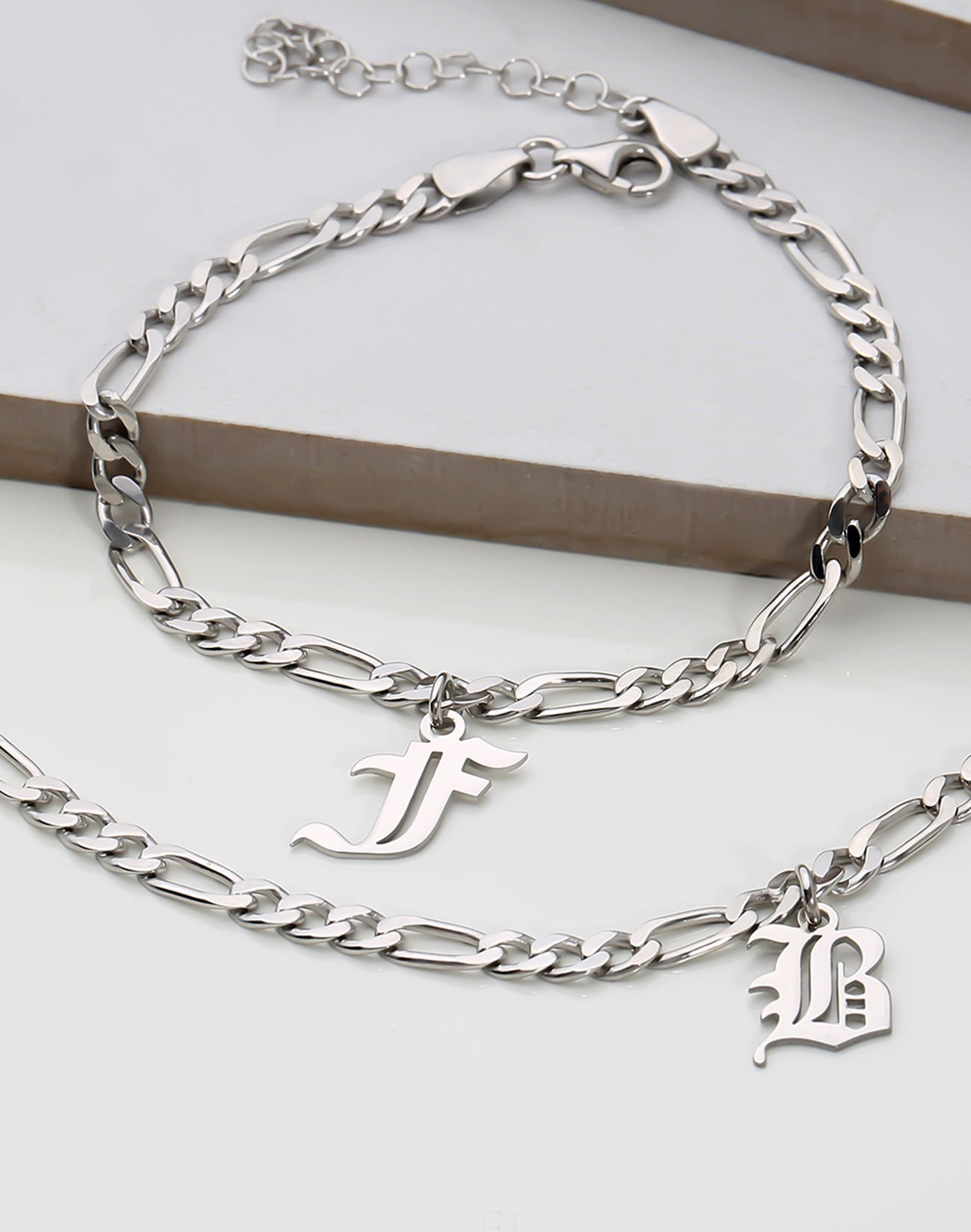 Kişiye Özel Figaro Zincirli Gümüş Unisex Bileklik