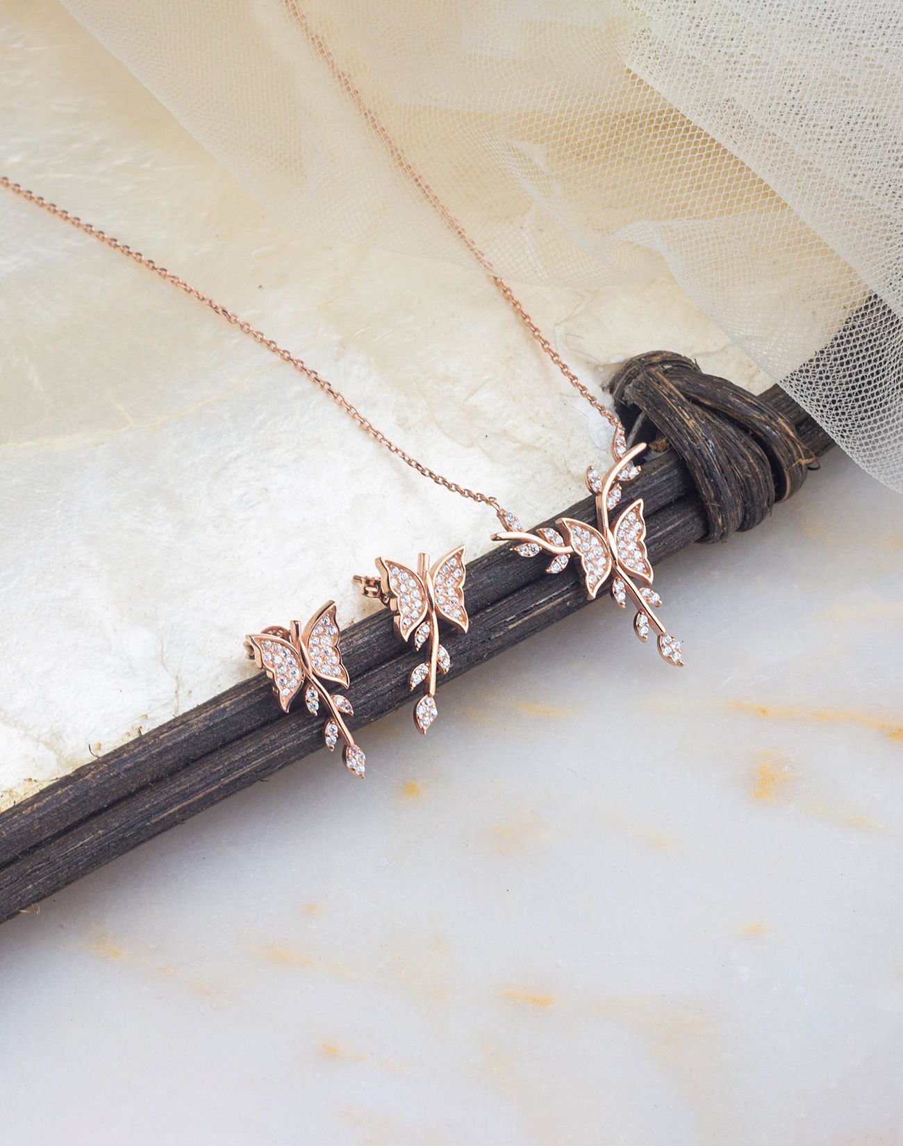 925 Ayar Şanslı Kelebek Gümüş Kolye Küpe Kombin