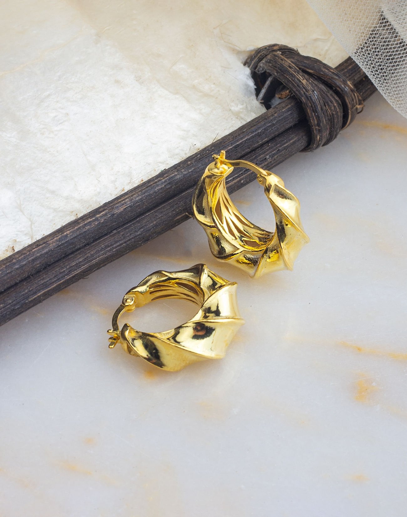 925 Ayar Kıvrımlı Gümüş Küpe