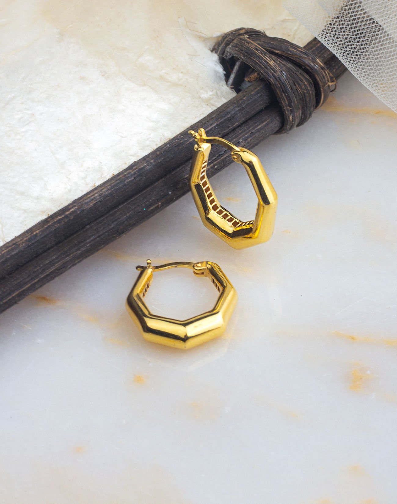 925 Ayar Altıgen Model Gümüş Küpe