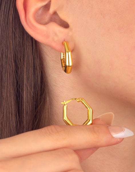 925 Ayar Altıgen Model Gümüş Küpe