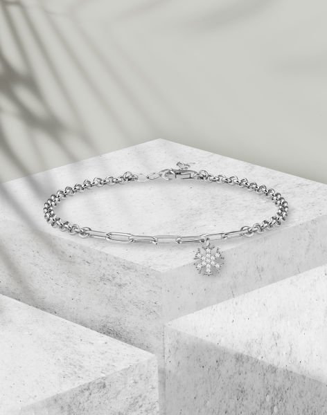Kar Tanesi Sallantılı Gümüş Bileklik Rodyum Kaplama