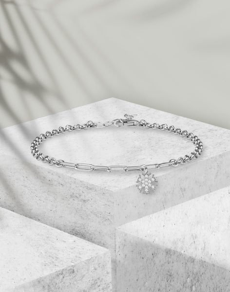 Kar Tanesi Sallantılı Gümüş Bileklik Rodyum Kaplama