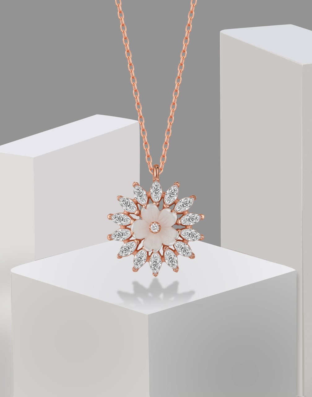 Markiz Taşlı Sedef Çiçekli Gümüş Kolye