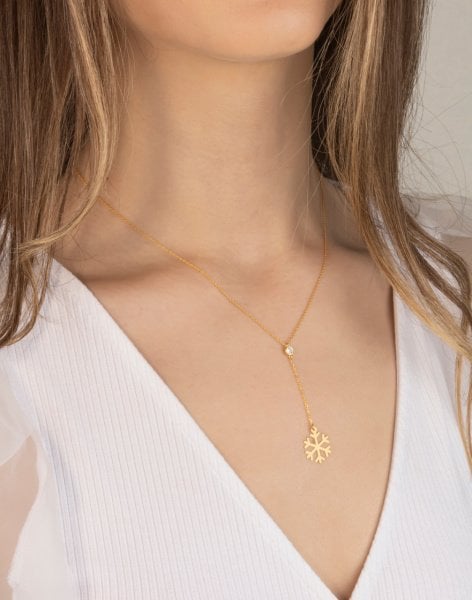 Kar Tanesi Sallantılı Gümüş Tek Taş Kolye