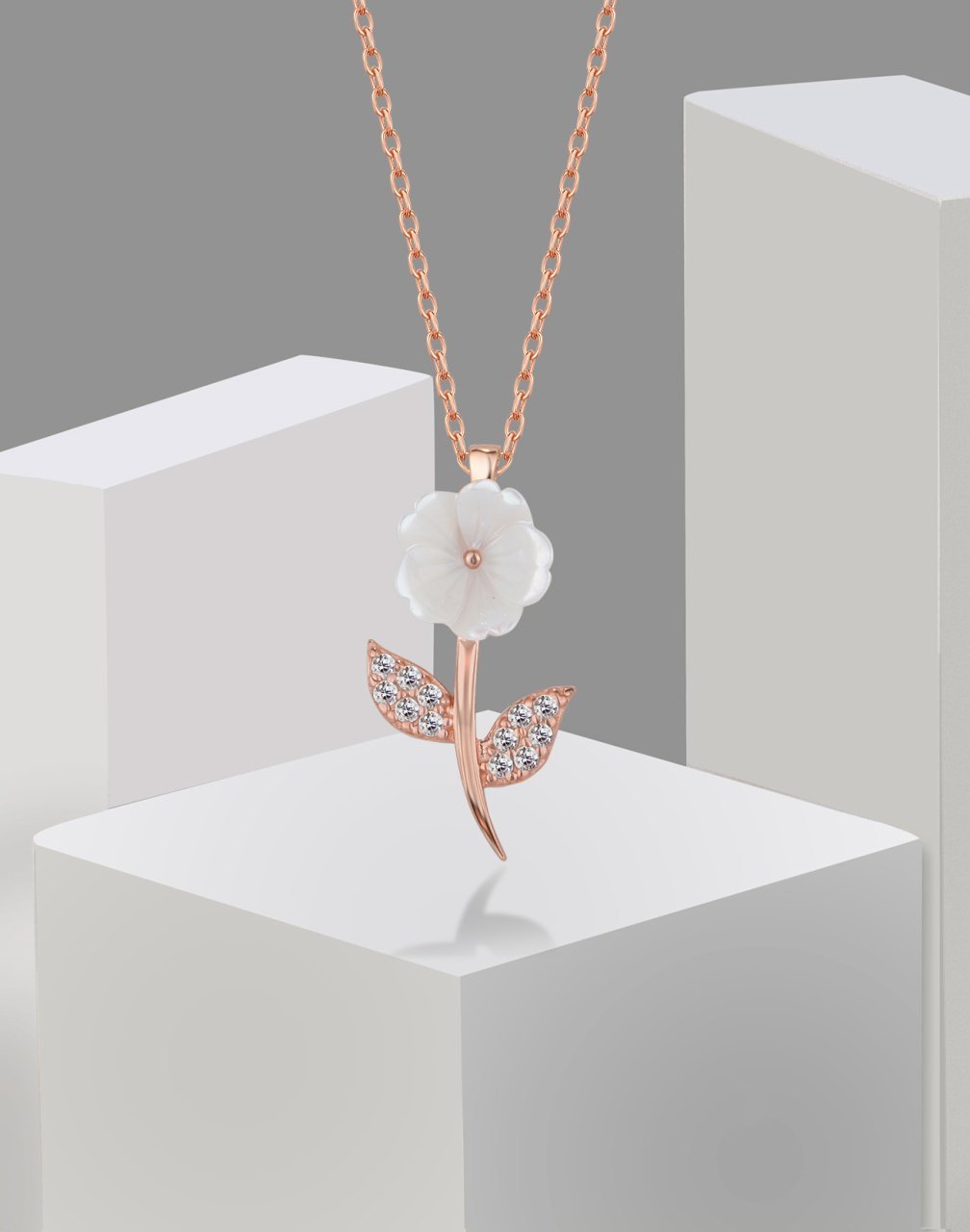 Sedef Taşlı Masumiyet Çiçeği Gümüş Kolye