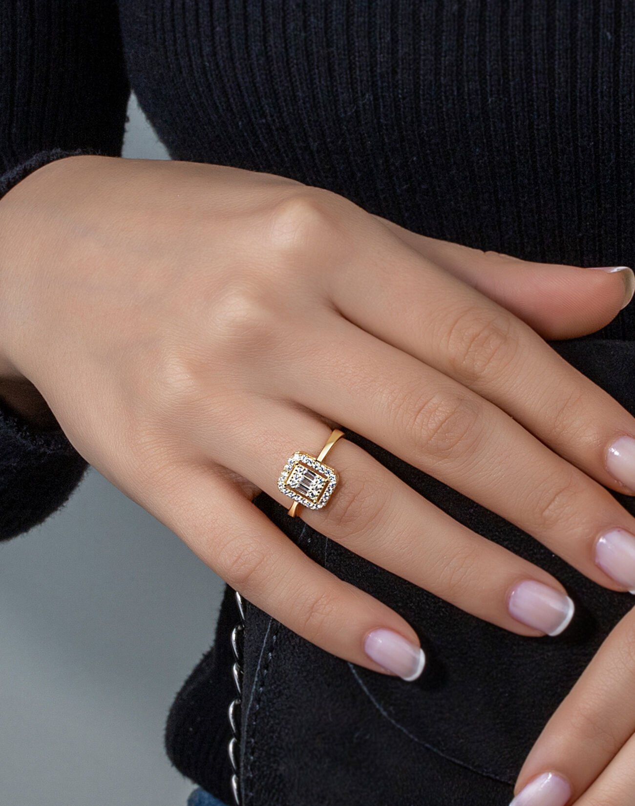 Pırlanta Modeli Baget Taşlı Gümüş Yüzük 14 - 14 Ayar Altın Kaplama