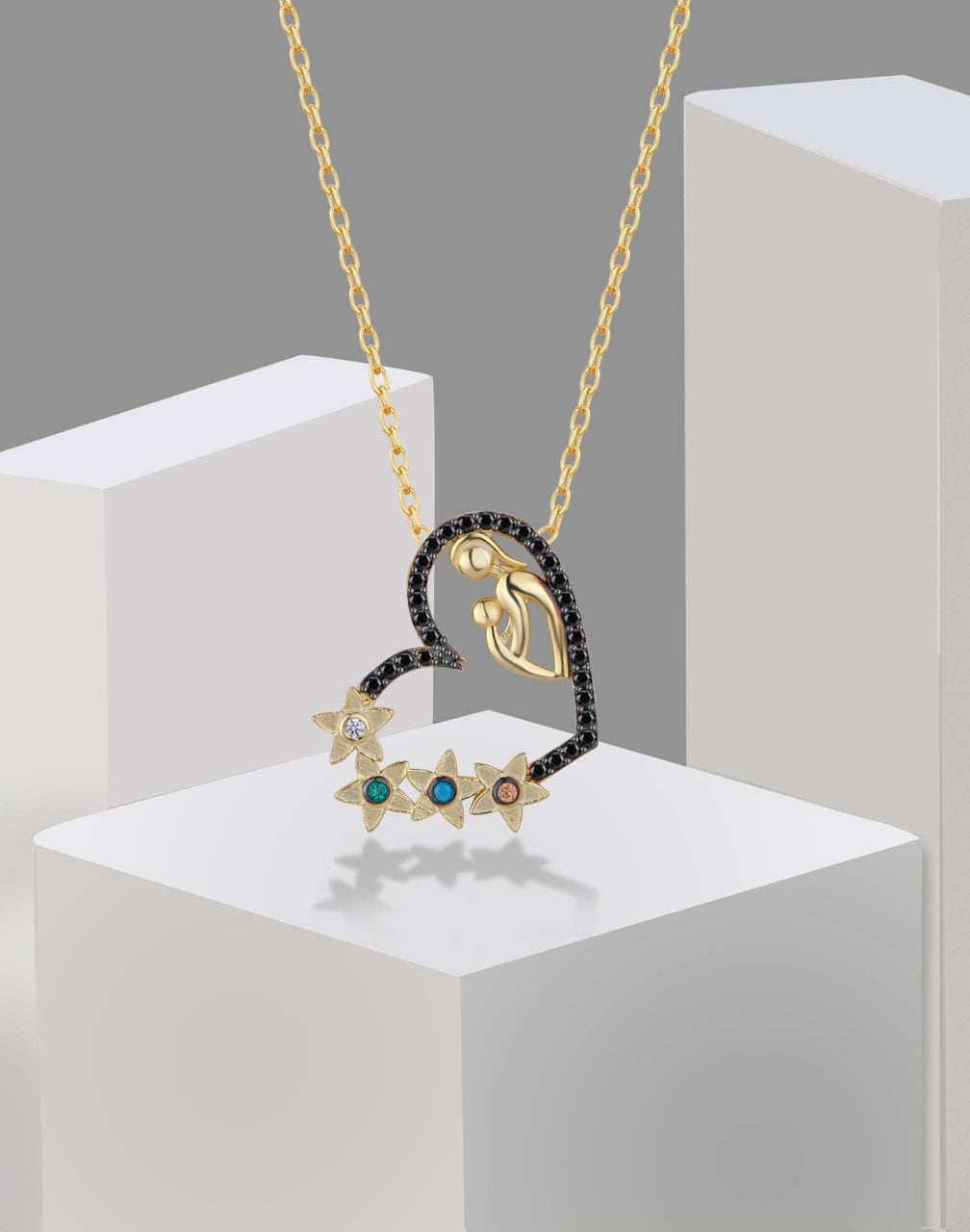 Siyah Taşlı Şevkat Kucağı Gümüş Kalp Kolye 14 Ayar Altın Kaplama