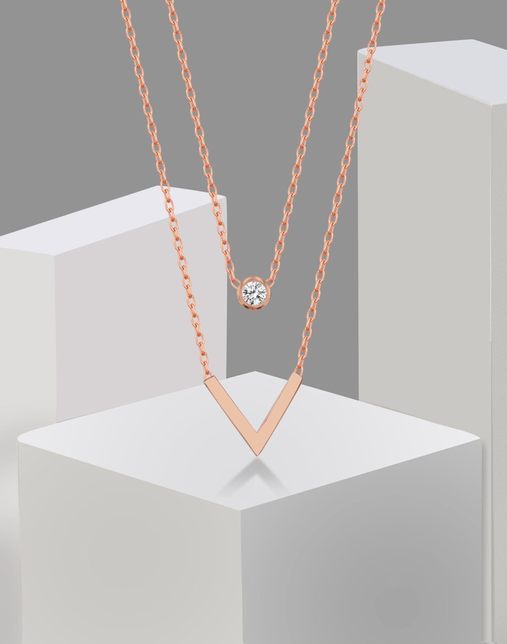 925 Ayar Gümüş Tek Taşlı Ok Kolye