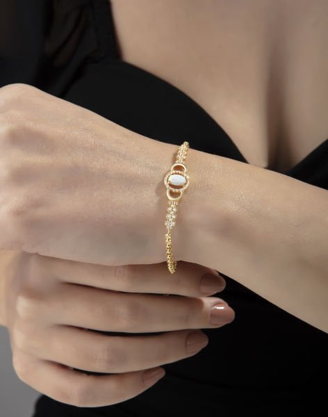 Beyaz Opal Taşlı Aşk Kilidi Tasarımı Gümüş Bileklik