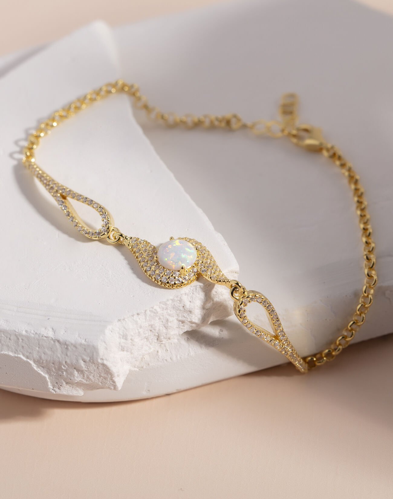 Beyaz Oval Opal Taşlı Doc Gümüş Bileklik