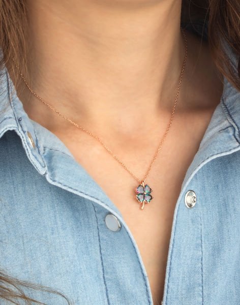 Mistik Topaz Taşlı Gümüş Yonca Kolye