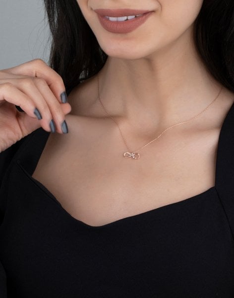 925 Ayar Gümüş Kalpli Sonsuzluk Kolye