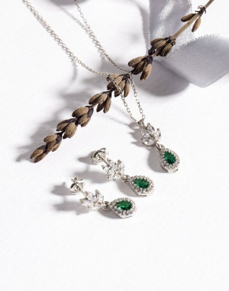 Markiz Pırlanta Modeli Damla Taş Sallantılı Takı Seti YEŞİL