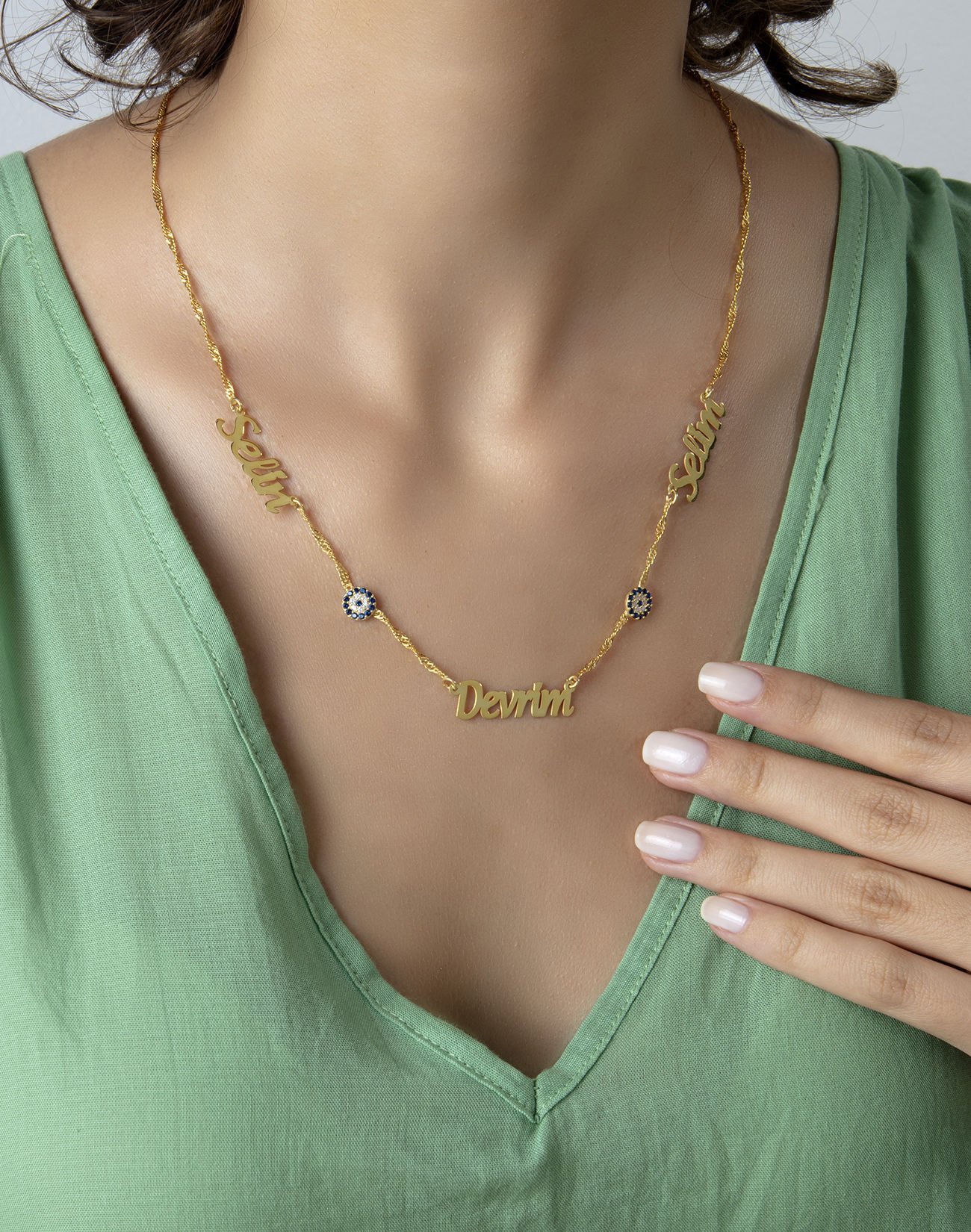 Kişiye Özel Üç İsimli Nazarlı Gümüş Kolye