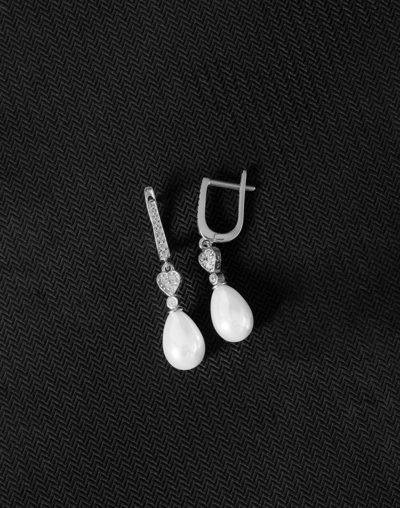 925 Ayar Gümüş Zirkon Taşlı Kalpli Damla İnci Küpe