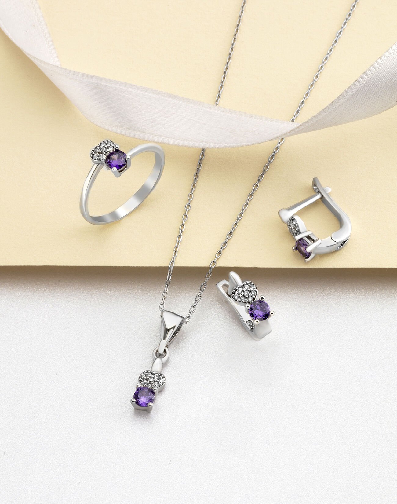 Prenses Modeli Kalpli Gümüş Takı Seti MOR - 15