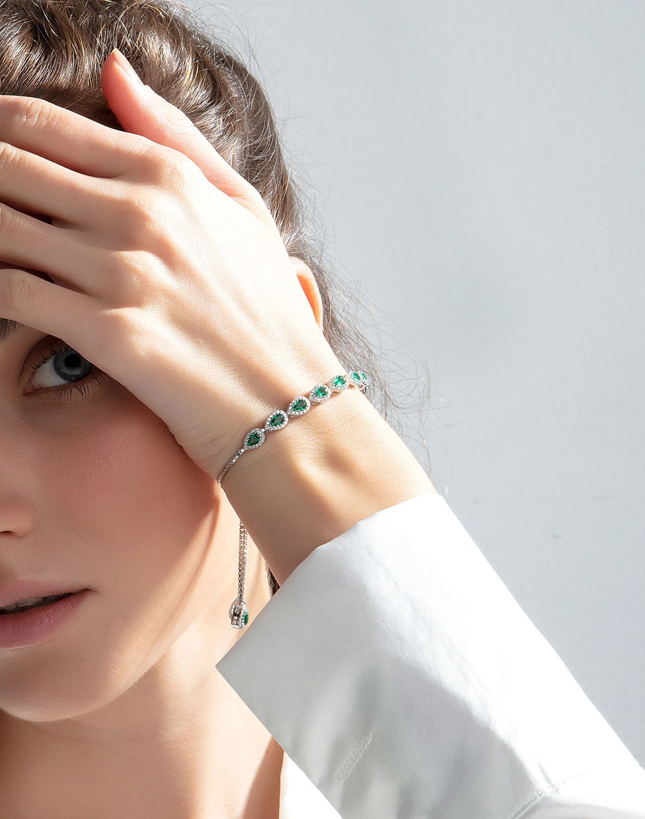 Damla Taşlı Gümüş Asansörlü Bileklik YEŞİL