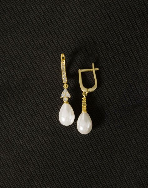 925 Ayar Gümüş Zirkon Taşlı Üçgen Damla İnci Küpe