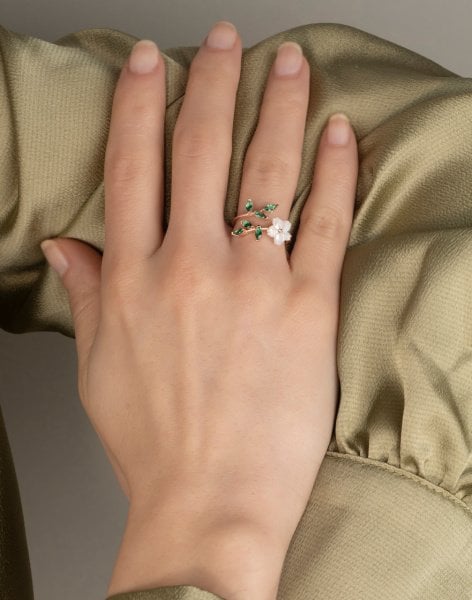 Sedef Çiçek Bahçesi Gümüş Yüzük