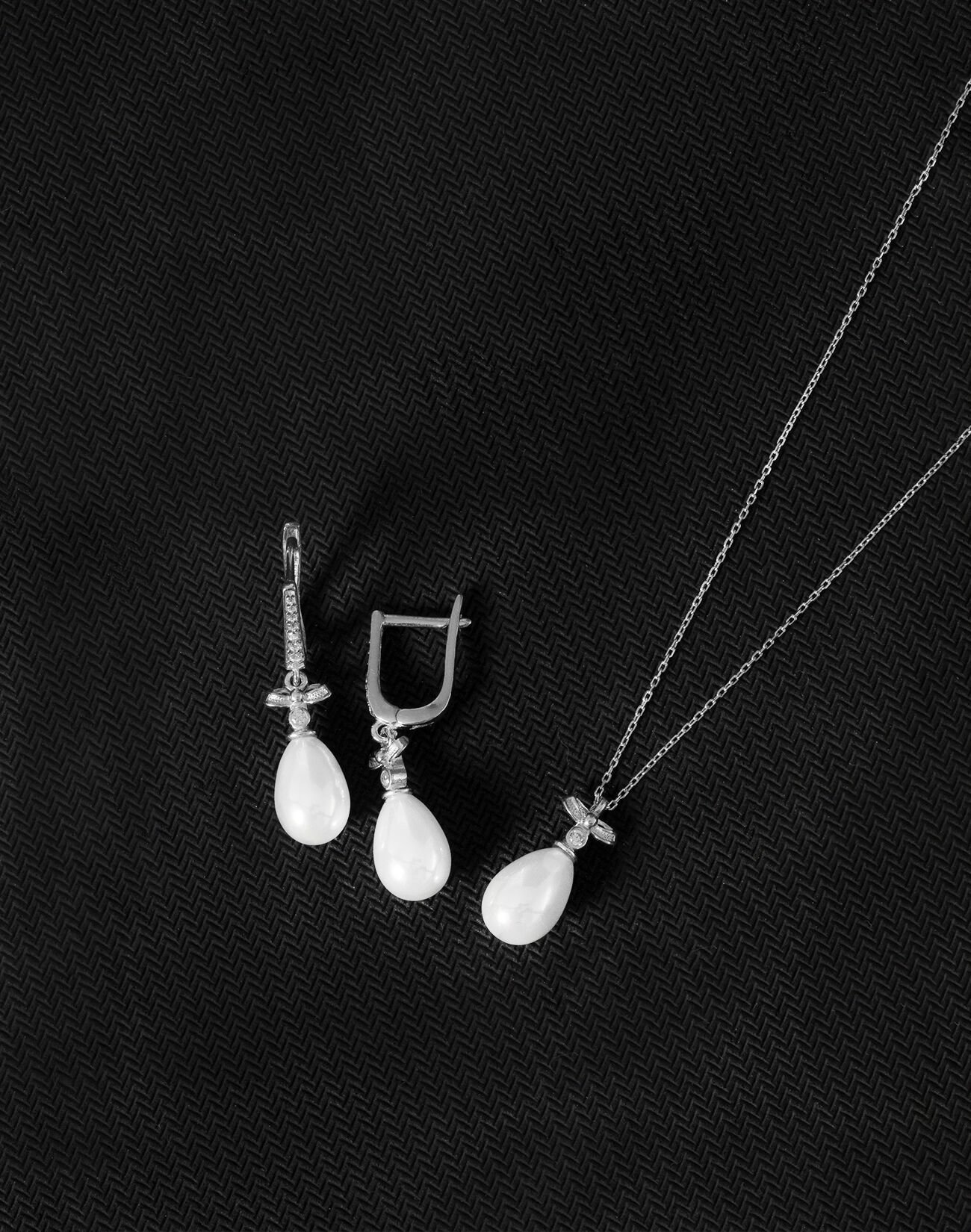 925 Ayar Gümüş Fiyonk Damla İnci Set