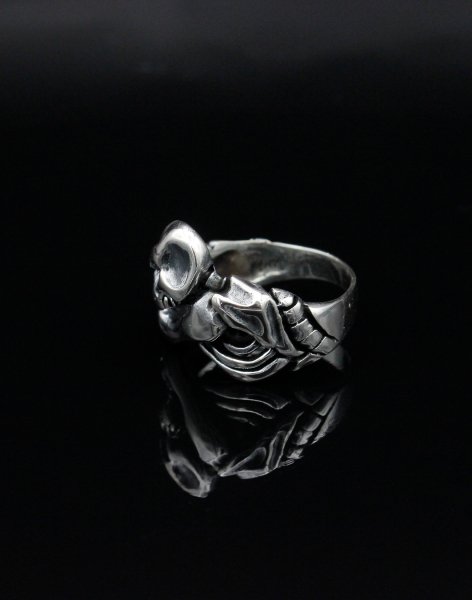 Sarılan İskelet Gümüş Erkek Yüzüğü