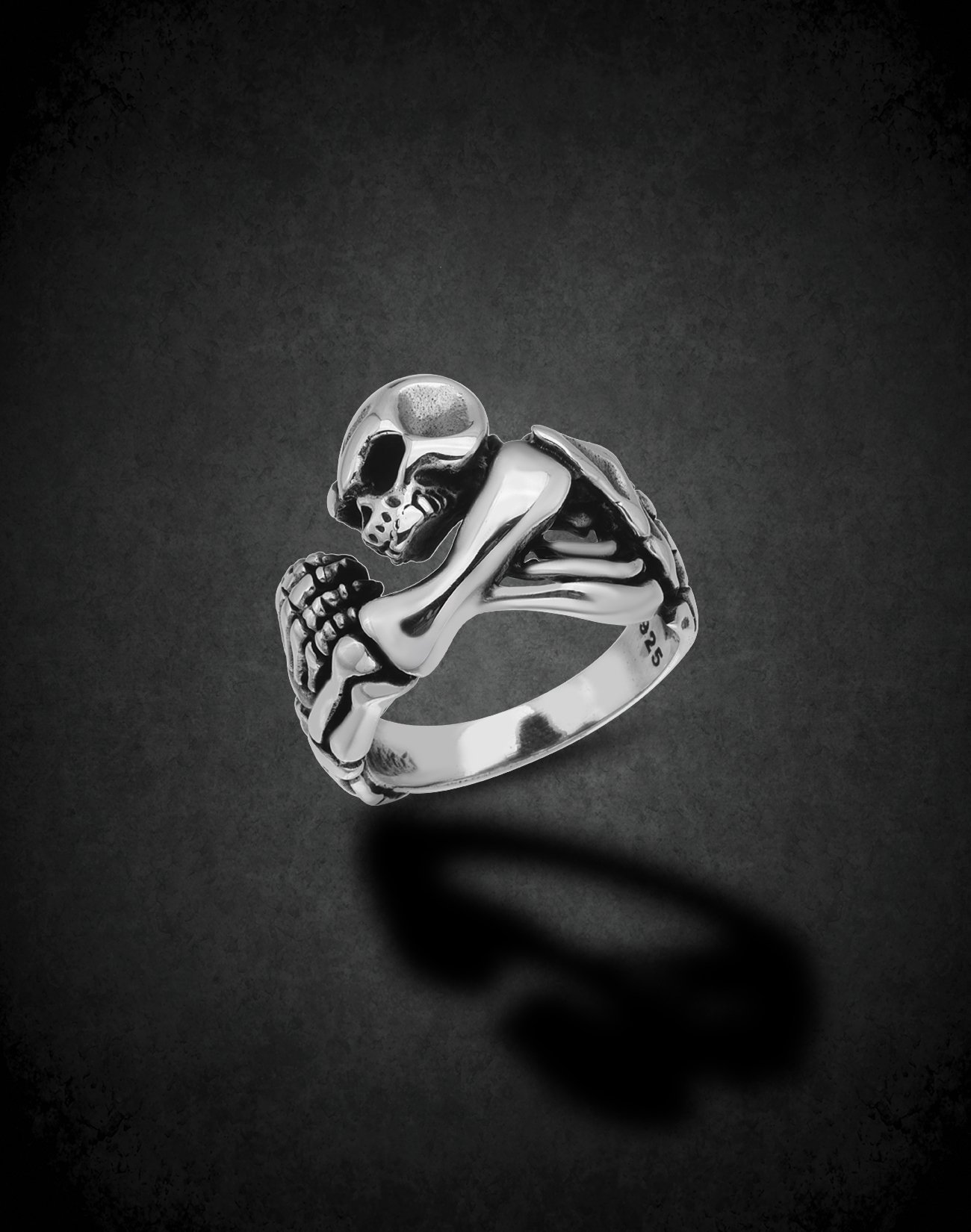 Sarılan İskelet Gümüş Erkek Yüzüğü