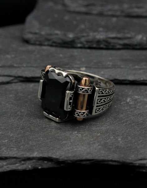 Siyah Taşlı Gümüş Erkek Yüzüğü