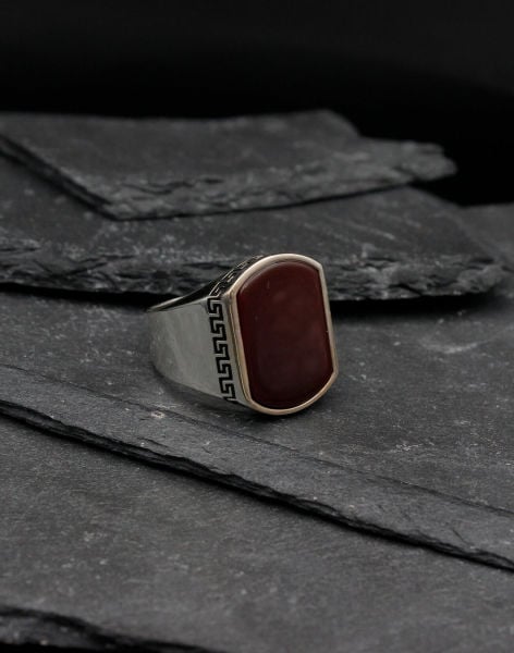 Grek Desenli Akik Taşlı Gümüş Erkek Yüzüğü