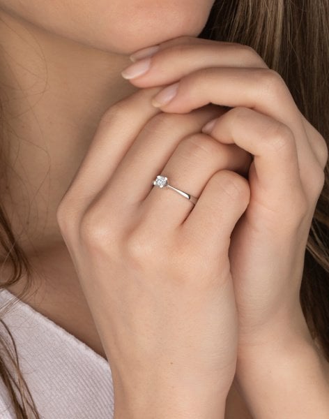 Tektaş Pırlanta Modeli Gümüş Yüzük