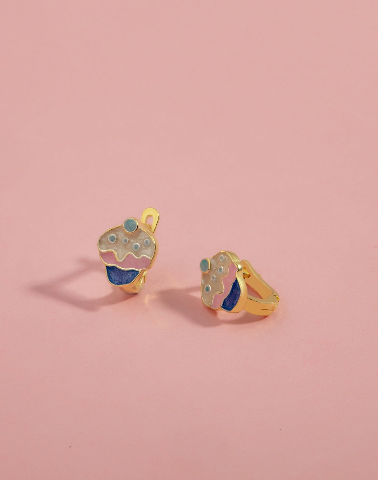 925 Ayar Gümüş Mineli Minik Cupcake Figürlü Çocuk Küpesi
