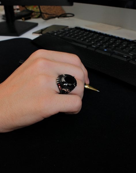 Dört Tırnaklı Şahin Gümüş Erkek Yüzüğü