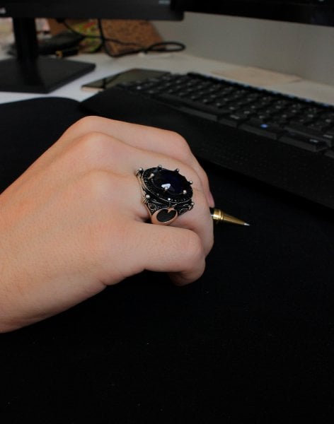 Ay Yıldız İşlemeli Mavi Taşlı Gümüş Erkek Yüzüğü