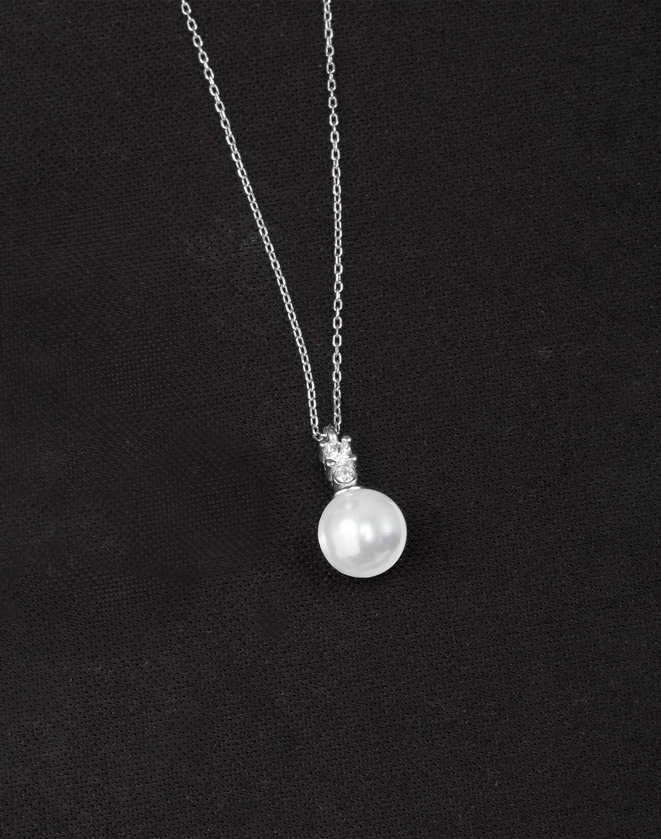 925 Ayar Gümüş Zirkon Taşlı Zarif Küre İnci Kolye