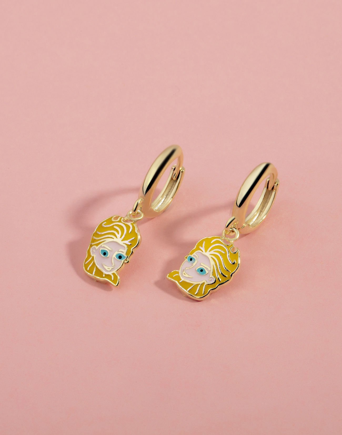 925 Ayar Gümüş Mineli Buzlar Kraliçesi Prenses Sallantılı Çocuk Küpesi