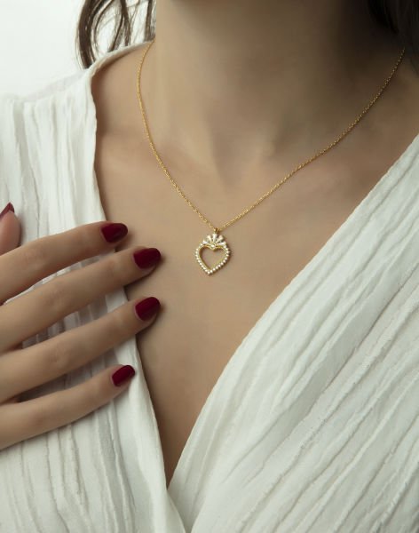 Sevginin Tacı Gümüş Kalp Kolye 14 Ayar Altın Kaplama