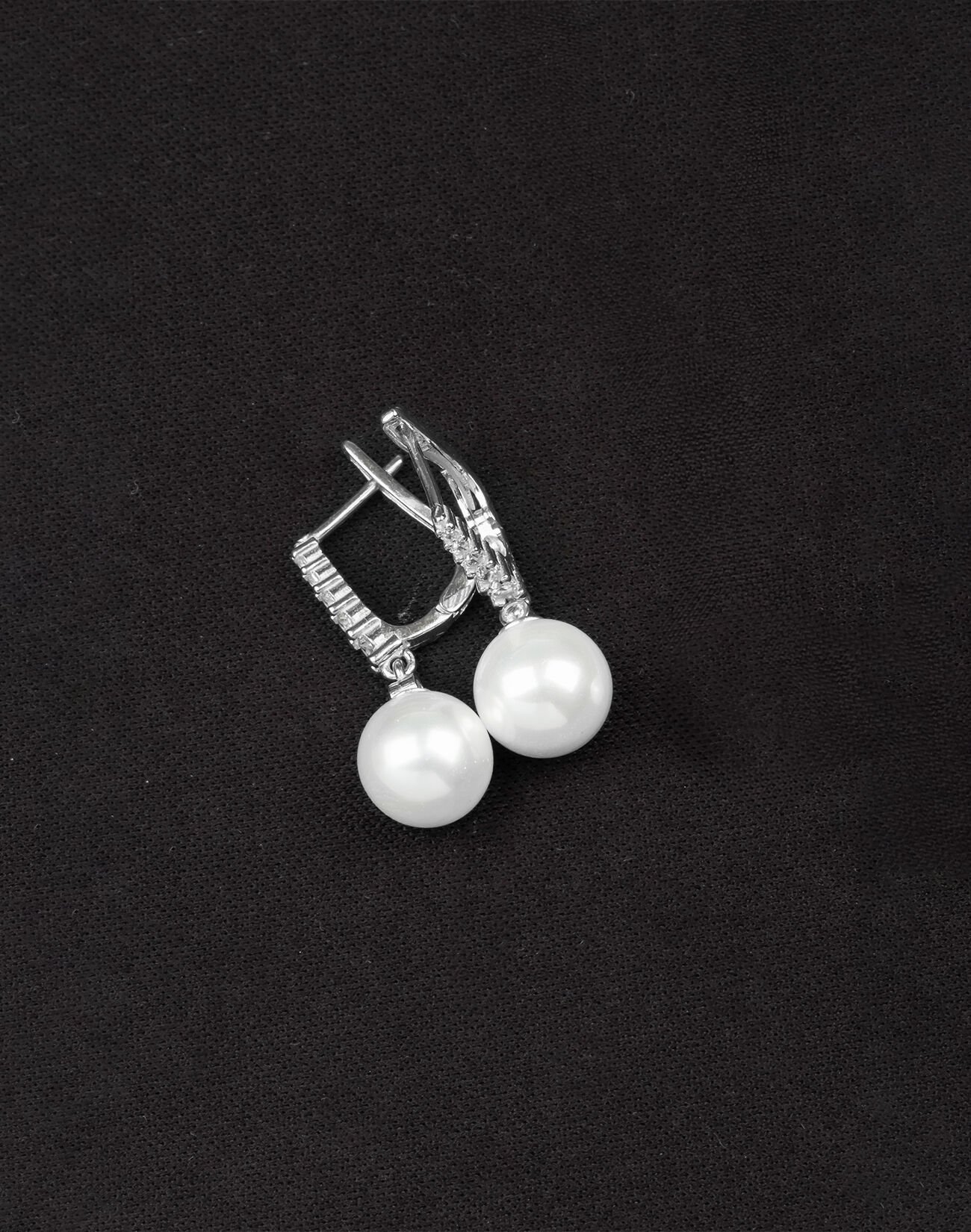 925 Ayar Gümüş Sıra Taşlı Küre İnci Küpe