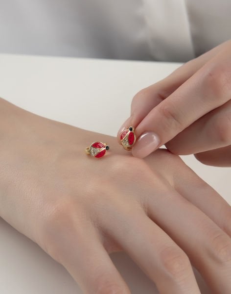 925 Ayar Gümüş Mineli Taşlı Uğur Böceği Çocuk Küpesi