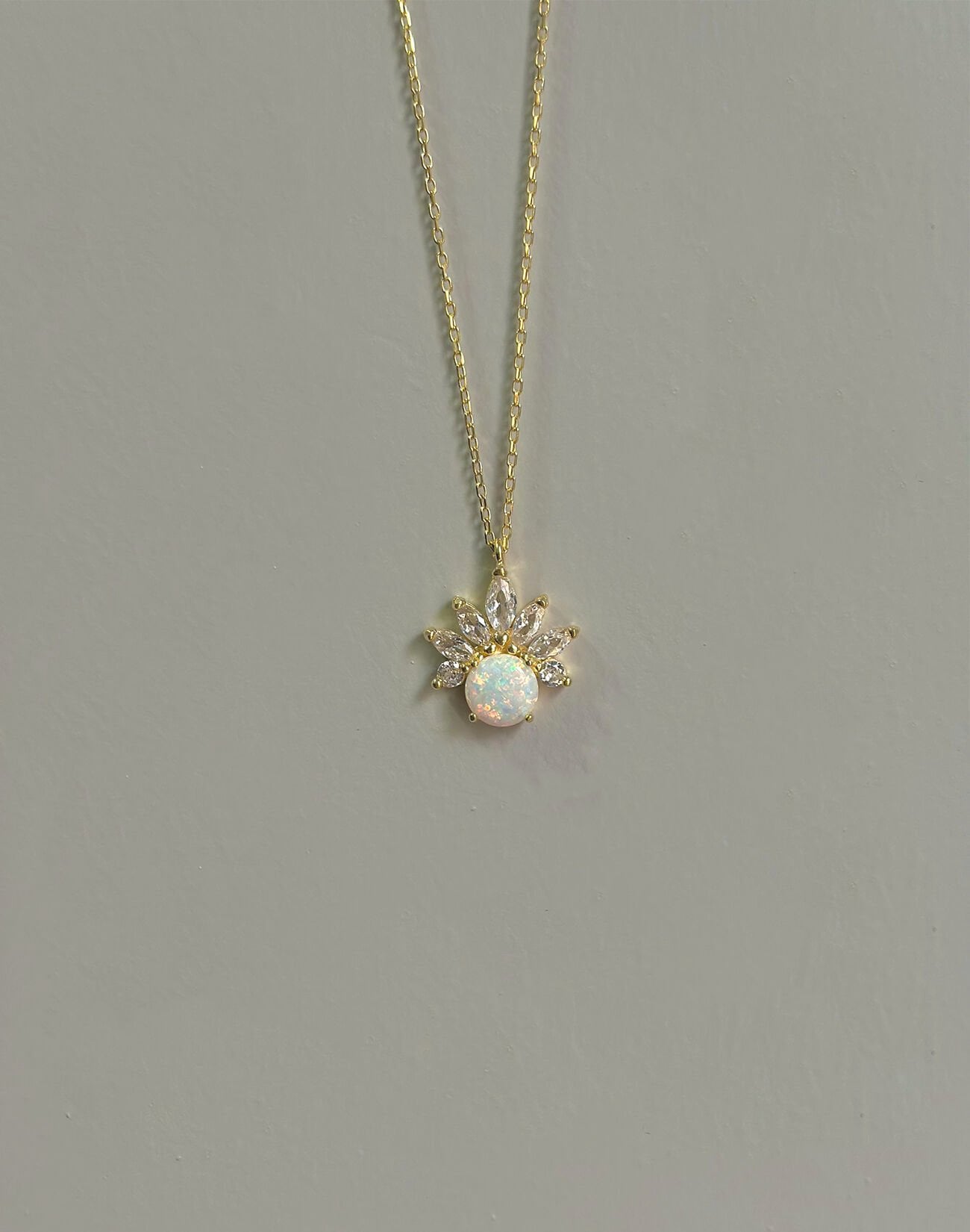 Opal Taşlı Gümüş Sultan Kolye