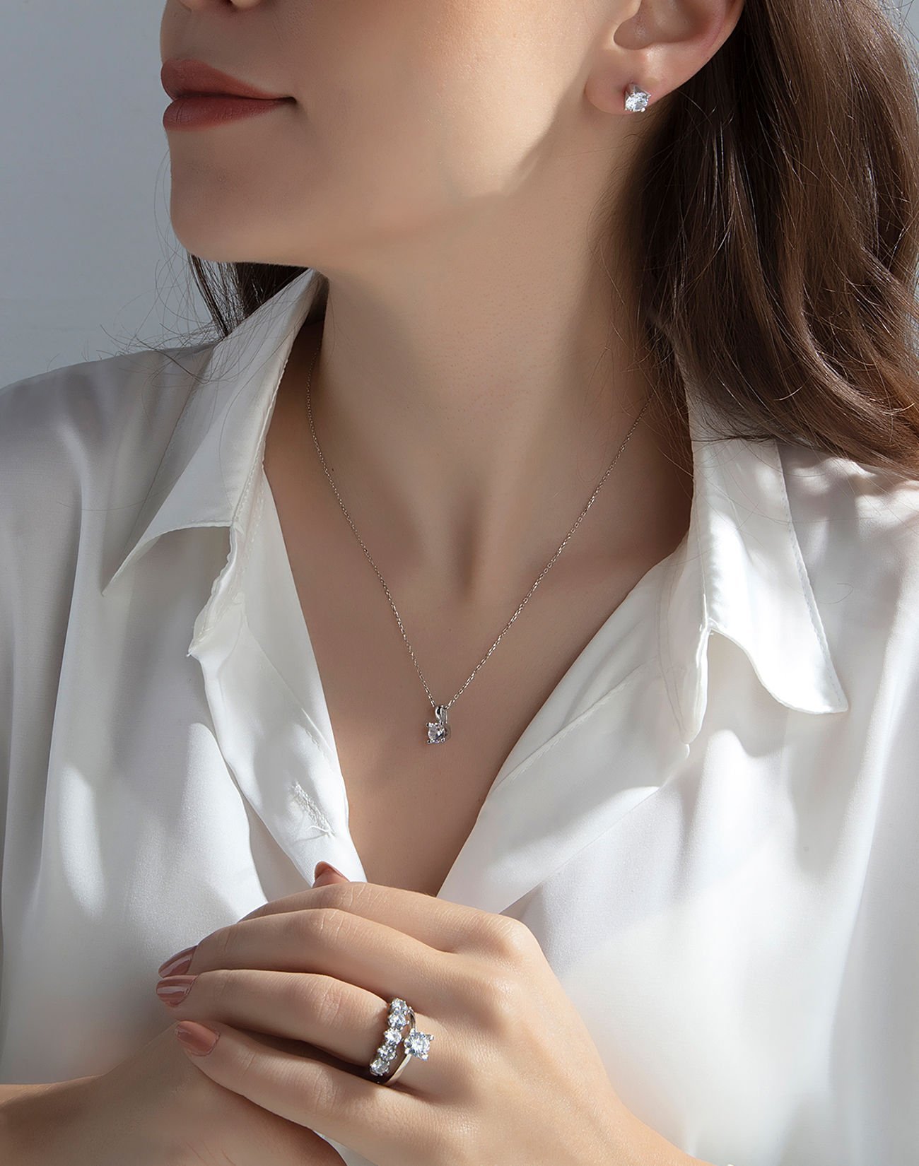 Pırlanta Montür V Tırnak Rodyum Kaplama Gümüş Tek Taş Takı Seti