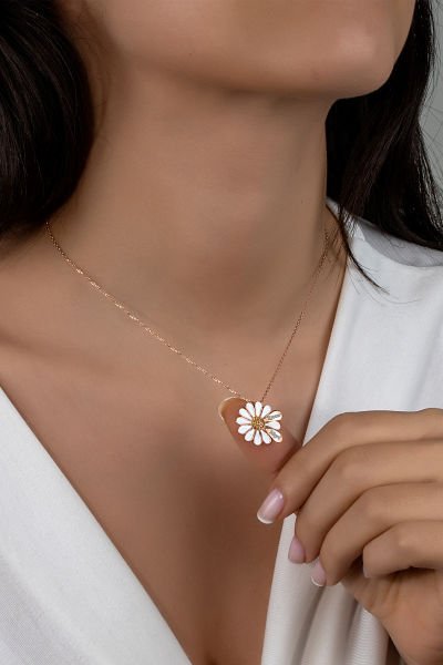 İki İsimli Mineli Gümüş Papatya Kolye