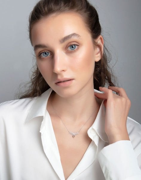 Kalbimin Tacı Gümüş Kalp Kolye