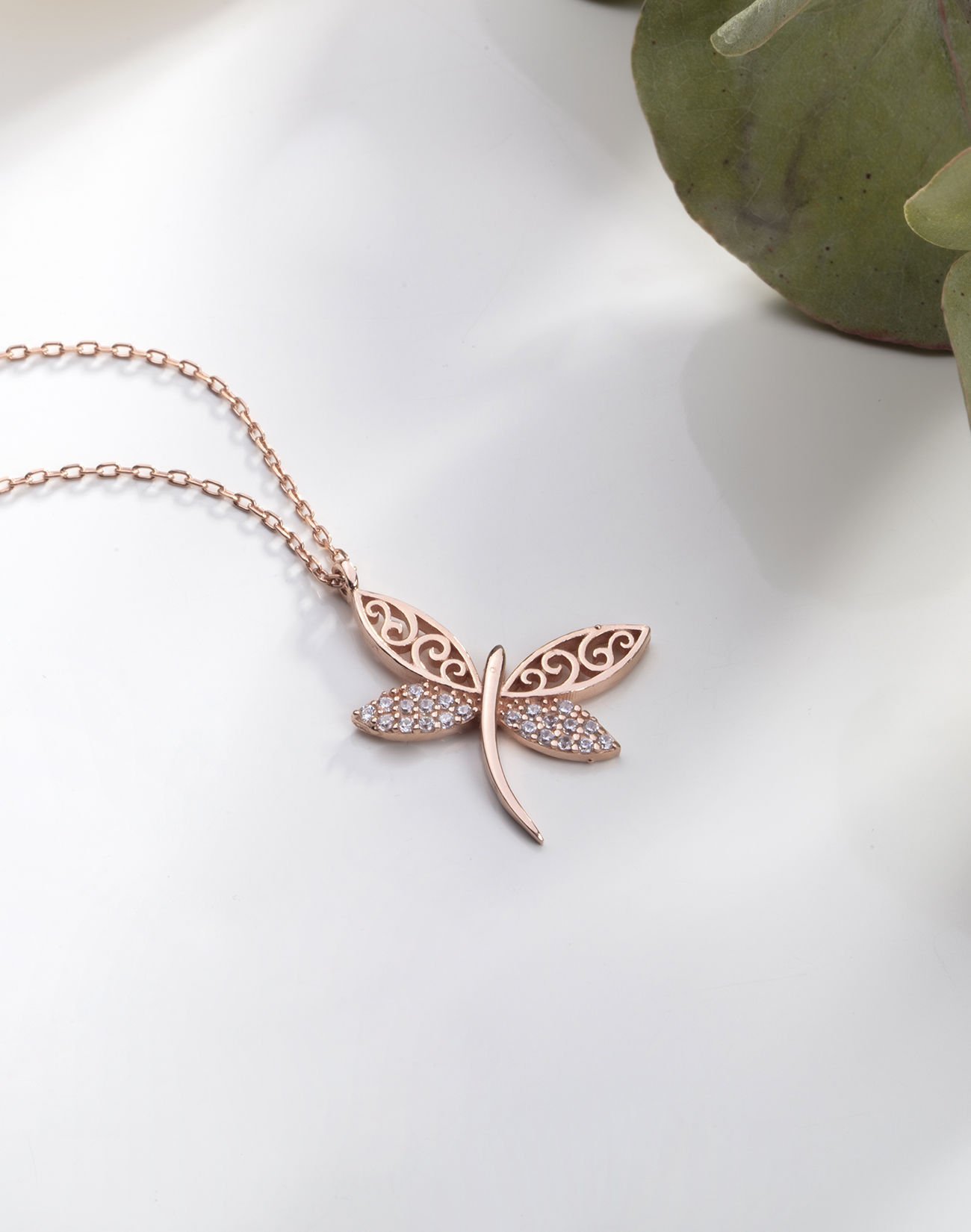 Ajör İşlemeli Gümüş Yusufcuk Kolye