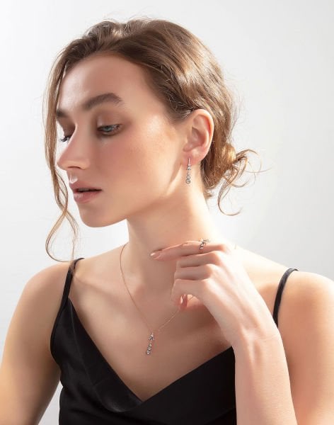 Elmas Modeli Tria Gümüş Takı Seti