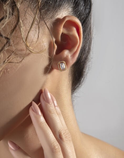 Baget Taşlı Zarif Gümüş Küpe