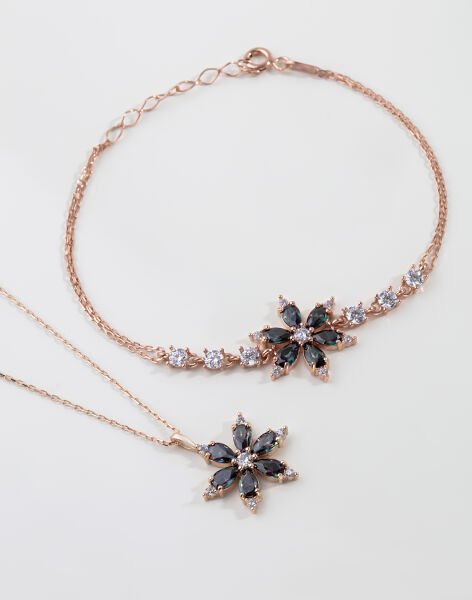 Gümüş Nergis Çiçeği Takı Seti MİSTİK TOPAZ