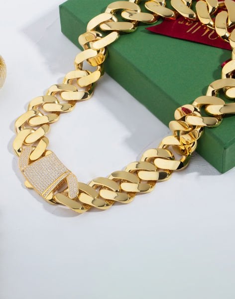 Taşlı Kutu Kilitli Parlak Gurmet Gerdanlık