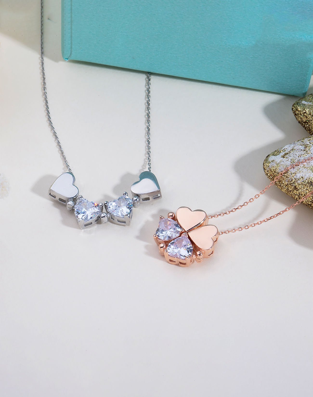 Mıknatıslı Kalp Yapraklı Yonca Tasarımı Gümüş Kolye