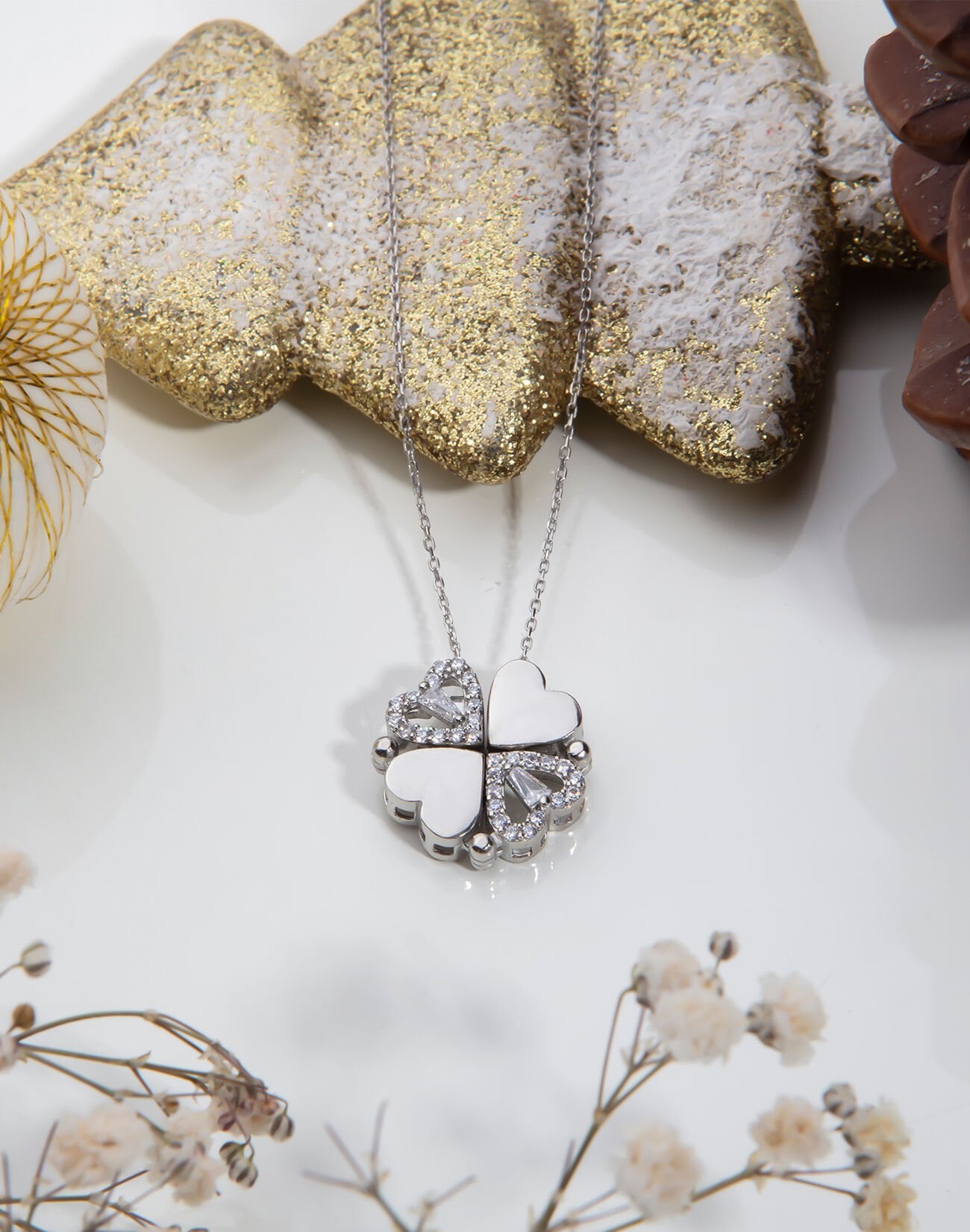 Trapez Taşlı Özel Tasarım Mıknatıslı Kolye Rodyum Kaplama